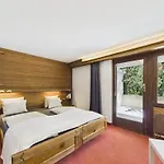 Charming Little Getaway In The Heart Of Holiday home Saas-Fee