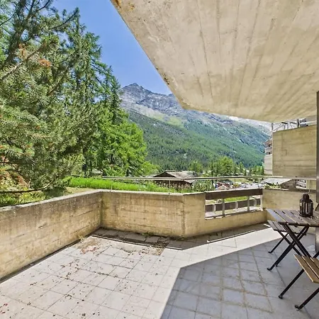 Charming Little Getaway In The Heart Of Holiday home